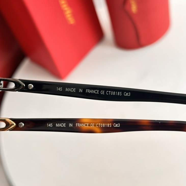 Picture of Cartier Sunglasses _SKUfw77817897fw
